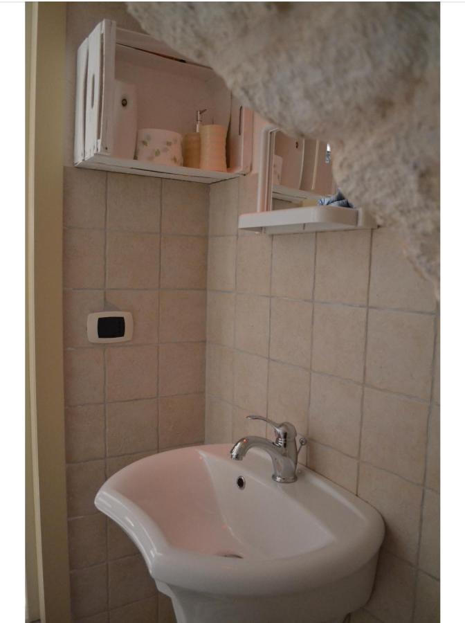 Casetta “Arte Su Pietra” Ostuni Luaran gambar