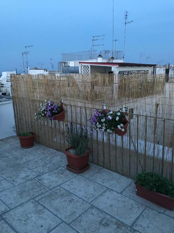 Casetta “Arte Su Pietra” Ostuni Luaran gambar